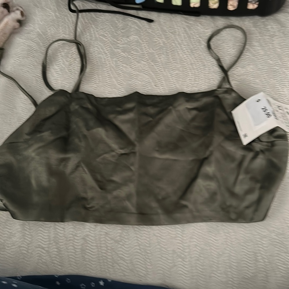 Croptop green / zara / medium